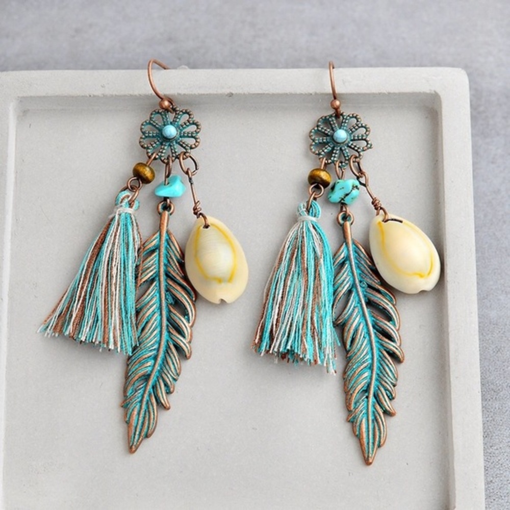 Shell Dangle Earrings - Picture 3 of 4